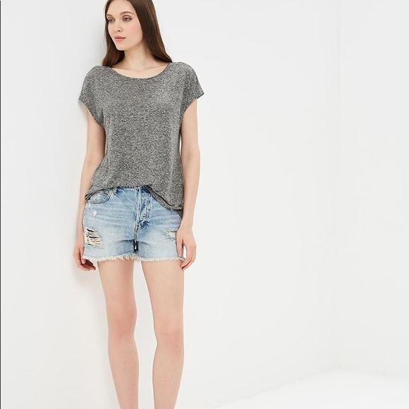 High Rise 3” Light Wash Jean Shorts Distressed - Picture 3 of 3